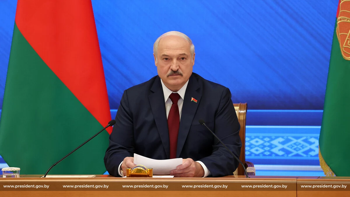 Президент подписал Директиву "О совершенствовании функционирования системы органов власти и управления, усилении исполнительской дисциплины"